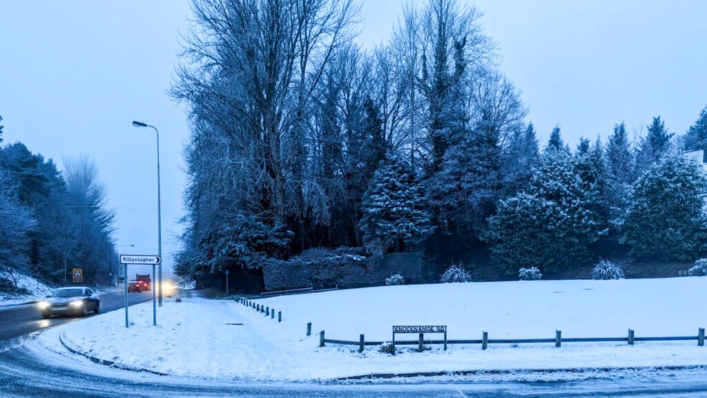 Knocknamoe road turn-off from Killyclogher road covered in snow